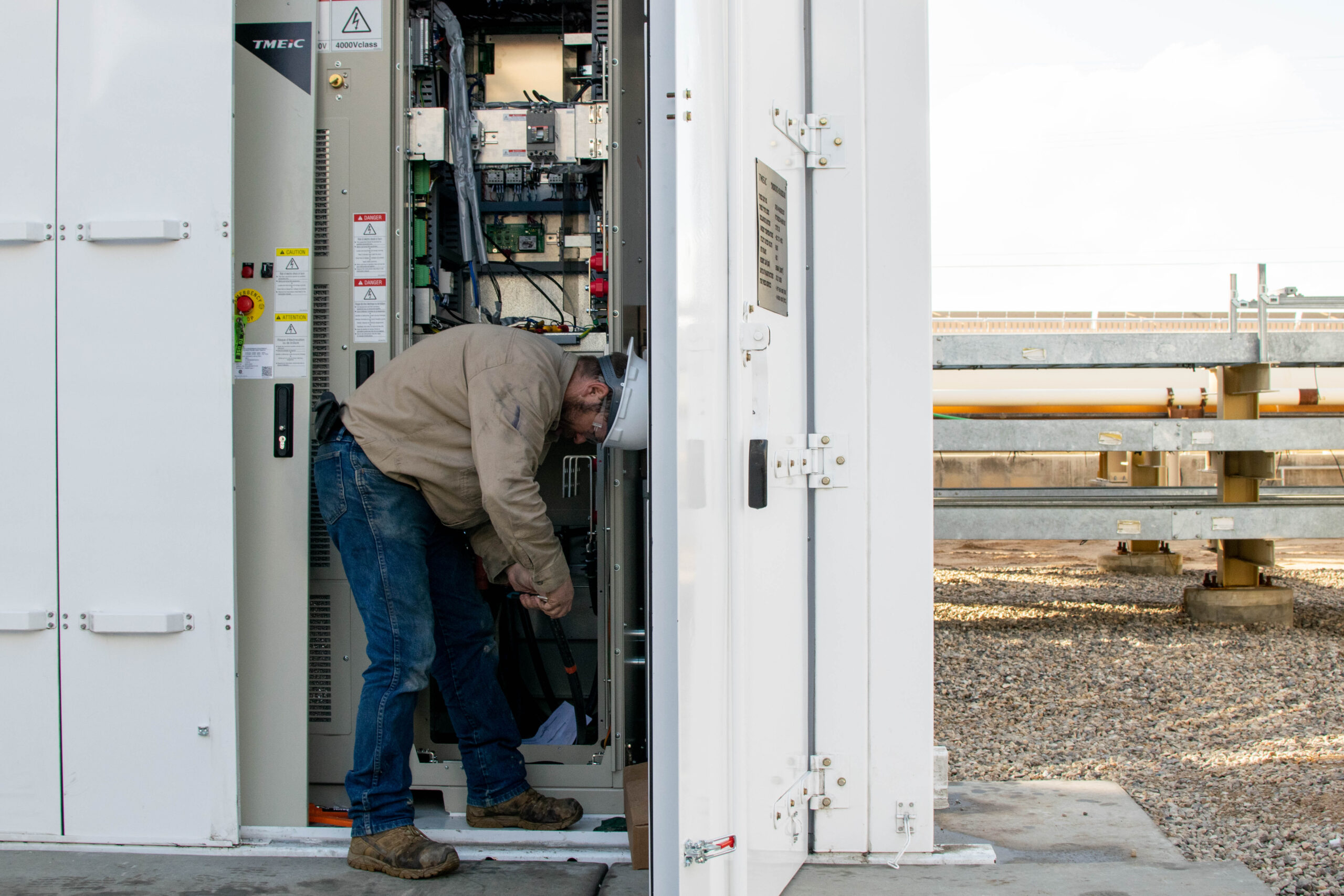 EMC technicians available around the clock