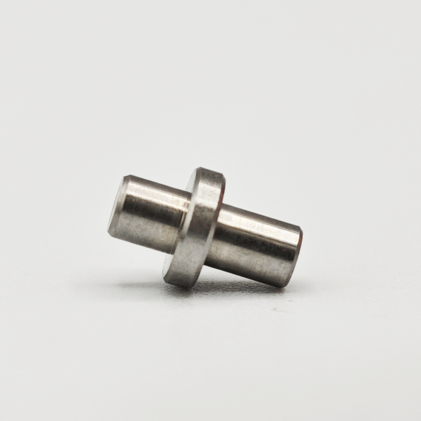 Stainless steel step shaft pin shouldered locating pin roll Dual-section shaft diameter limit pin CNC non-standard customized precision pin roll