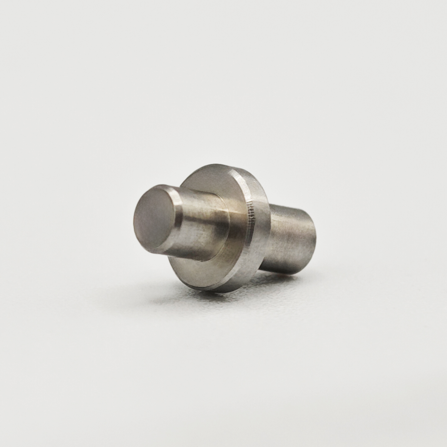 Stainless steel step shaft pin shouldered locating pin roll Dual-section shaft diameter limit pin CNC non-standard customized precision pin roll