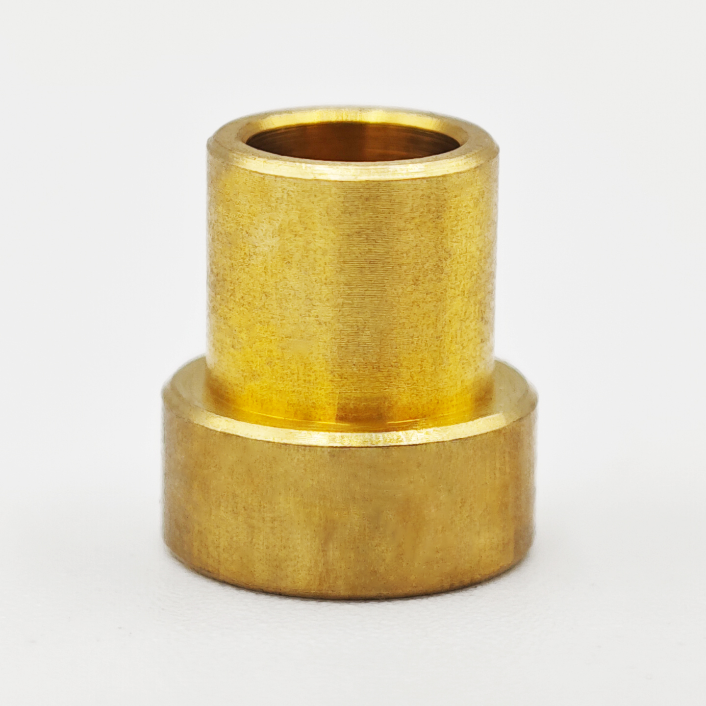 T-shaped flange copper bushing with shoulder toothless copper bushing, step plain hole brass bushing Limit flange Precision turning toothless copper bushing Injection molding embedded bushing
